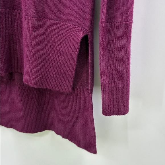 3For$20 Unbranded Purple V-Neck Sweater NWOT size XL - Picture 2 of 3